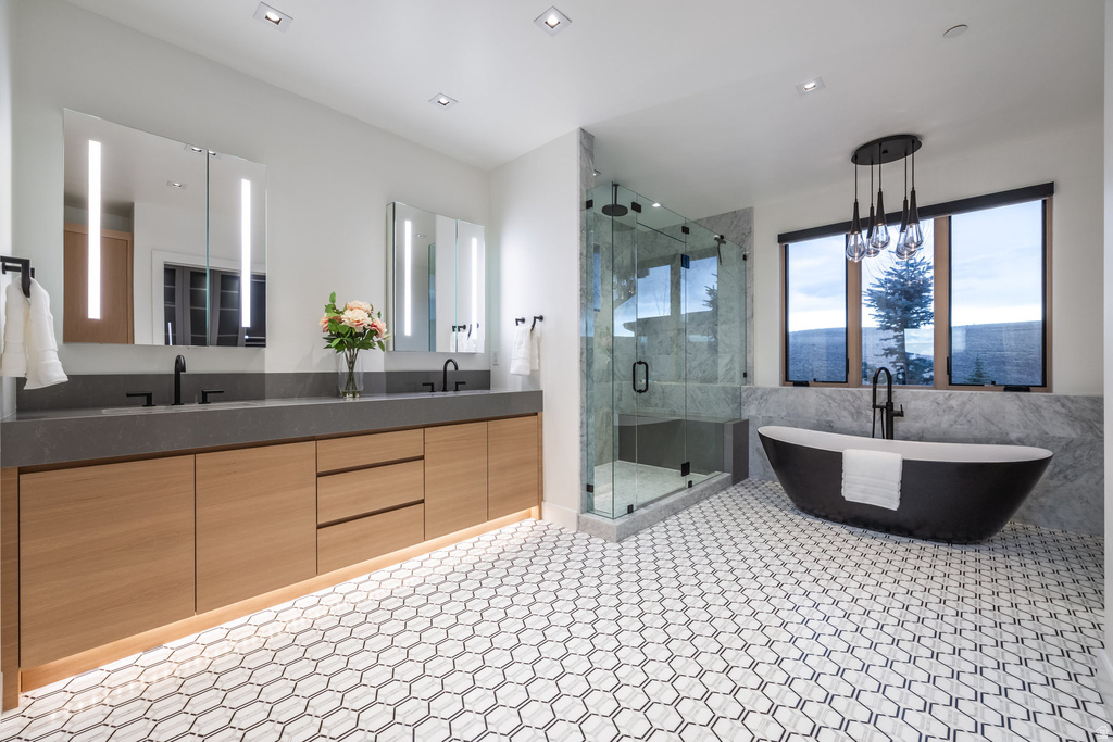 7043 GOLDEN BEAR LOOP Park City, UT 84098