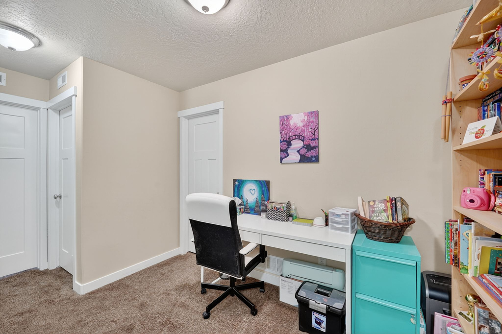 11293 S SWEET PEA LN South Jordan, UT 84095