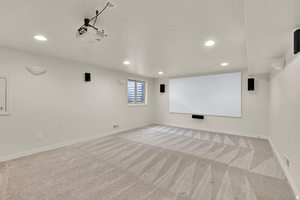 915 S PARK ROW ST Salt Lake City, UT 84105