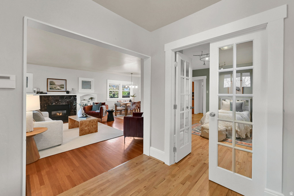 915 S PARK ROW ST Salt Lake City, UT 84105