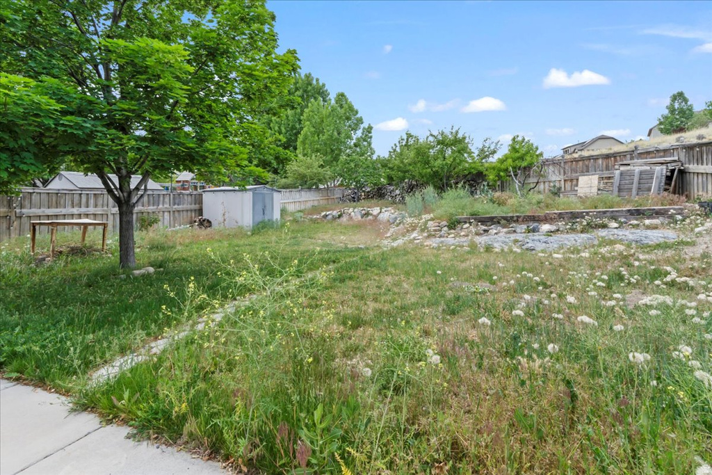 7265 N UTE DR Eagle Mountain, UT 84005