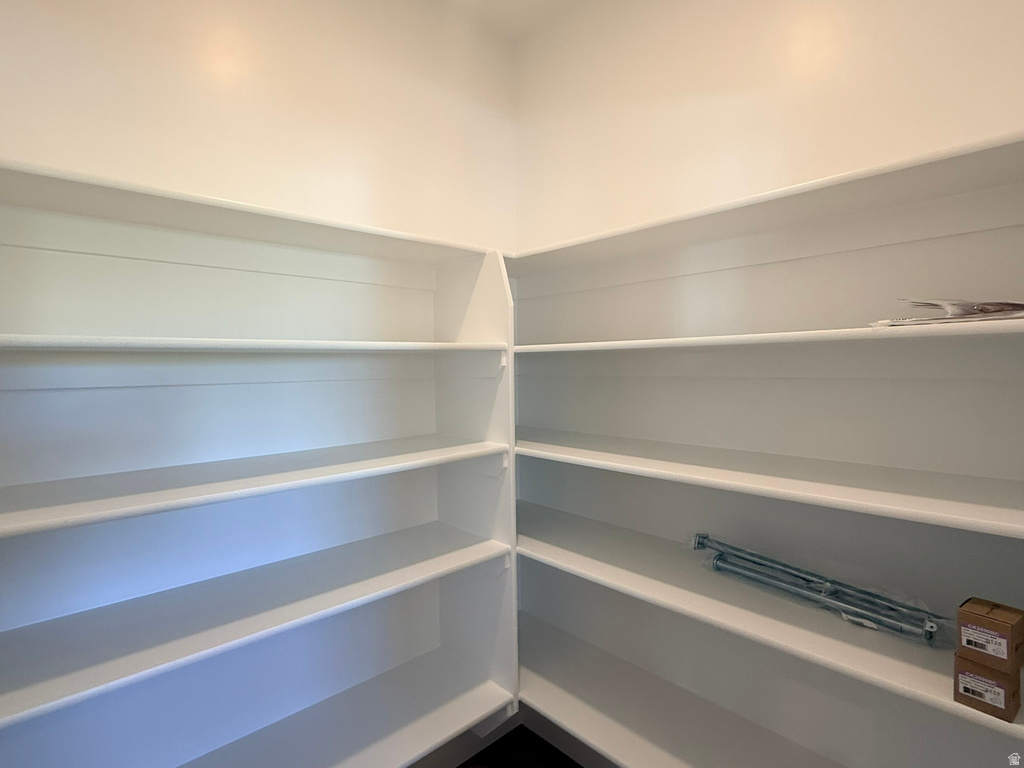 3268 N 2425 W Farr West, UT 84404