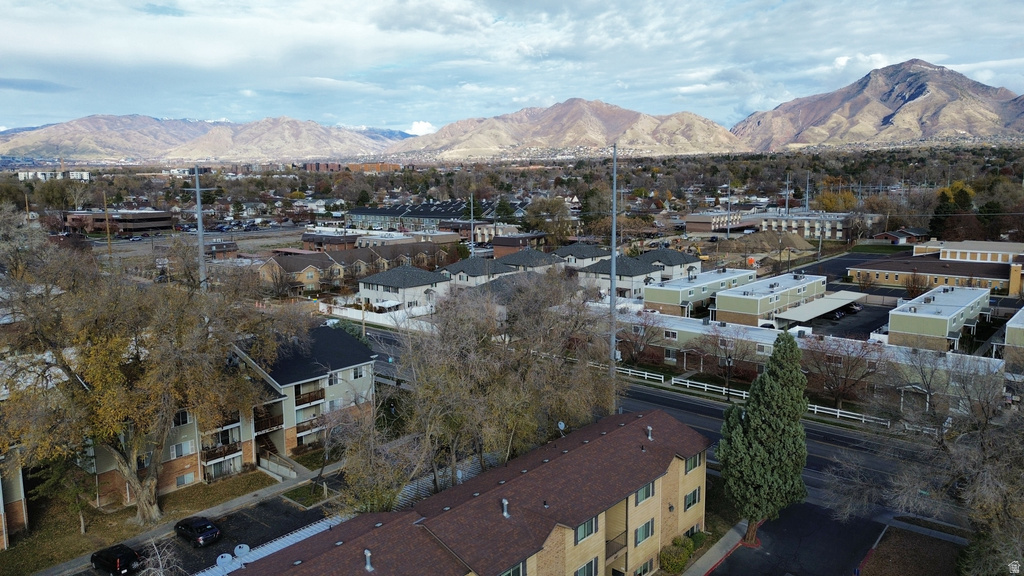 883 E ARNECIA CT #31 Millcreek, UT 84106