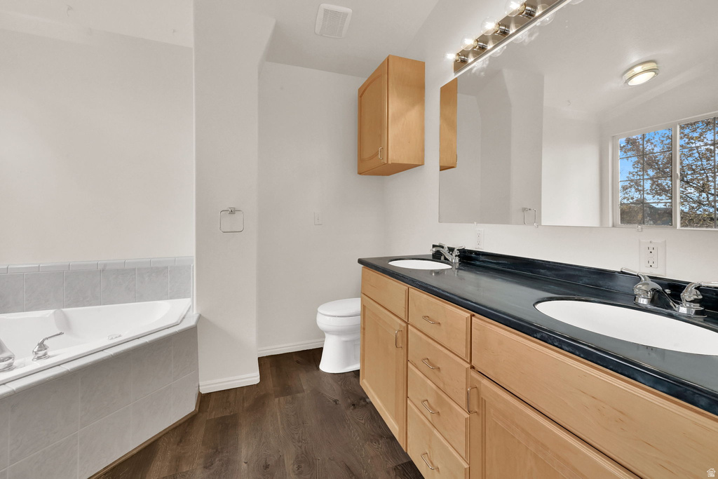 3587 N LAKEVIEW DR North Ogden, UT 84414