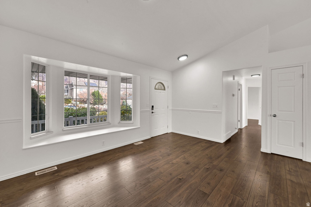 3587 N LAKEVIEW DR North Ogden, UT 84414