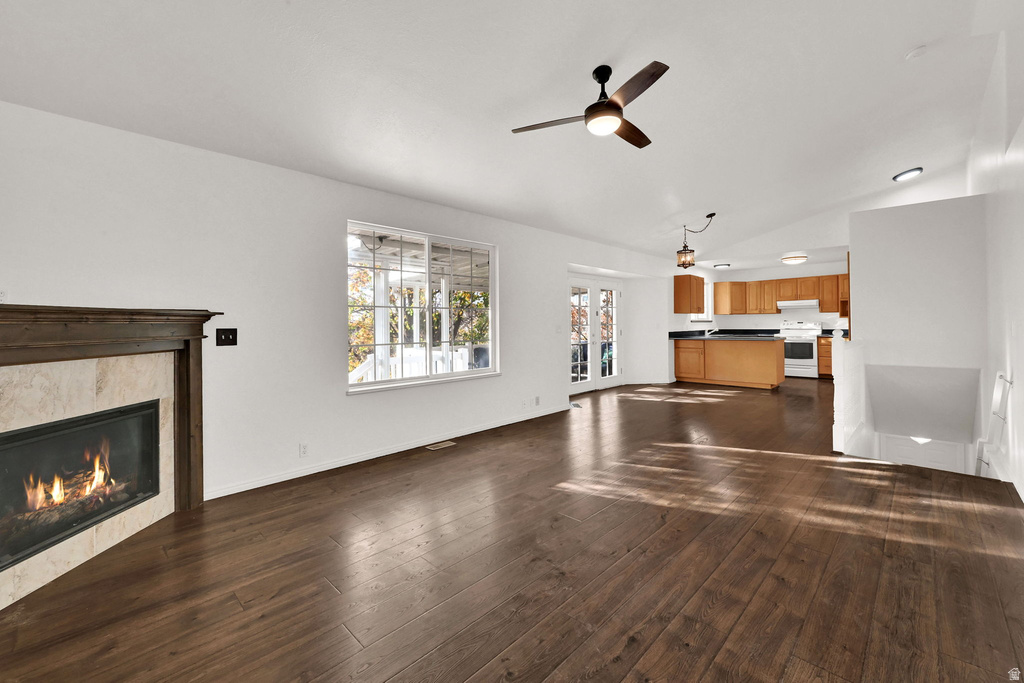 3587 N LAKEVIEW DR North Ogden, UT 84414