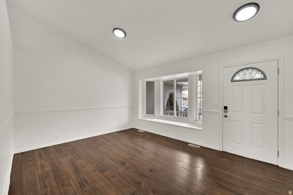 3587 N LAKEVIEW DR North Ogden, UT 84414