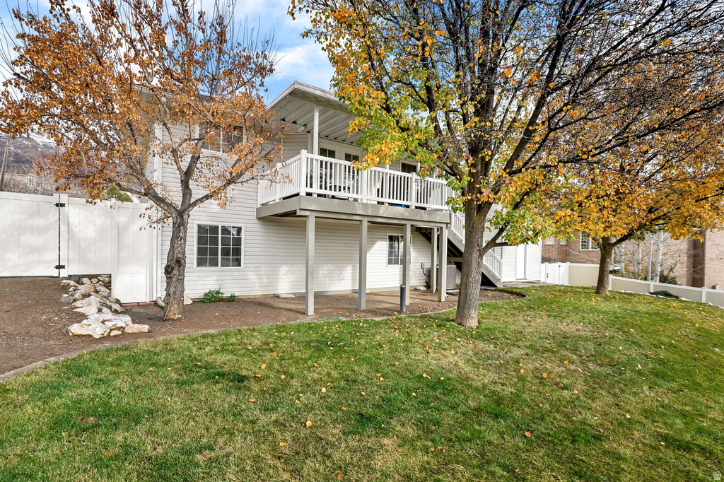 3587 N LAKEVIEW DR North Ogden, UT 84414