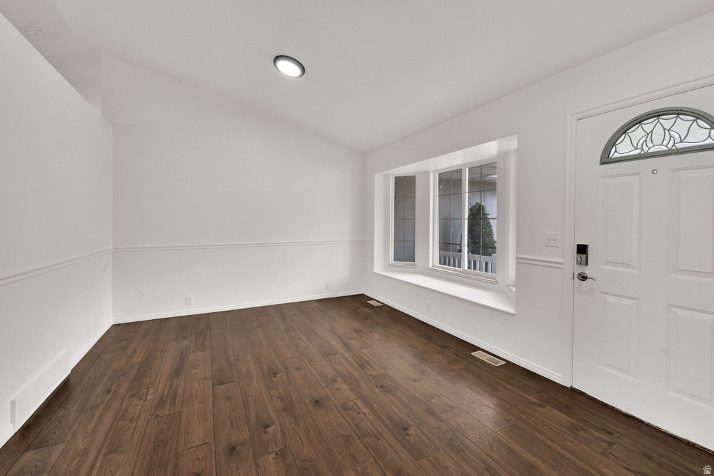 3587 N LAKEVIEW DR North Ogden, UT 84414