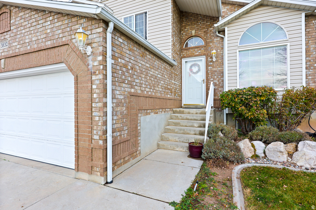 3832 W 5625 S Roy, UT 84067