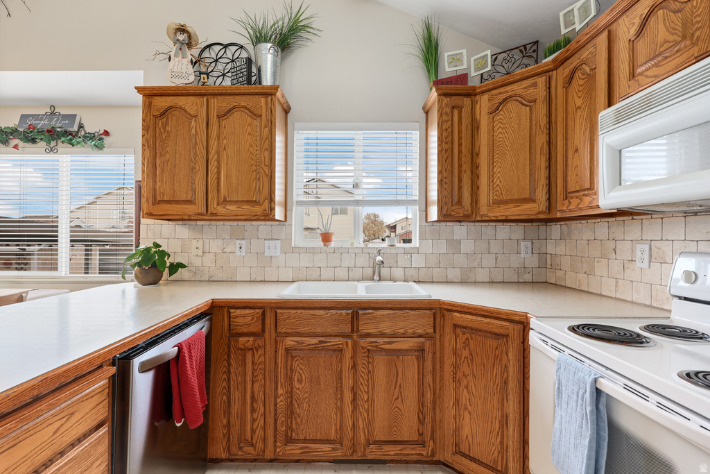 3832 W 5625 S Roy, UT 84067