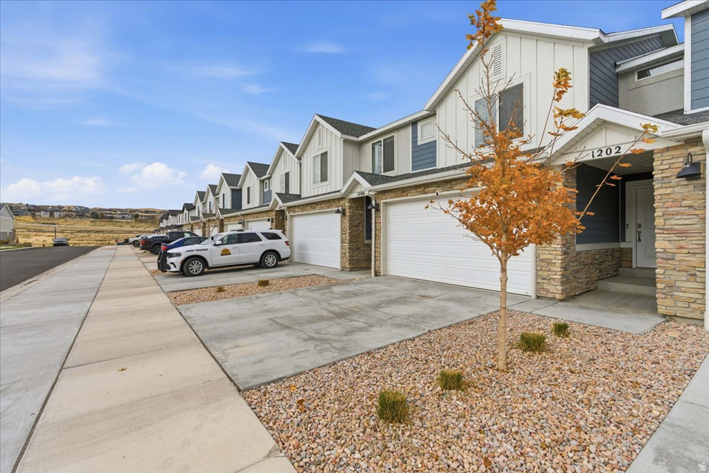 1202 W HIDDEN SPRING DR Santaquin, UT 84655