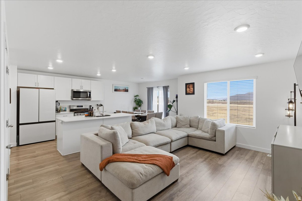 1202 W HIDDEN SPRING DR Santaquin, UT 84655