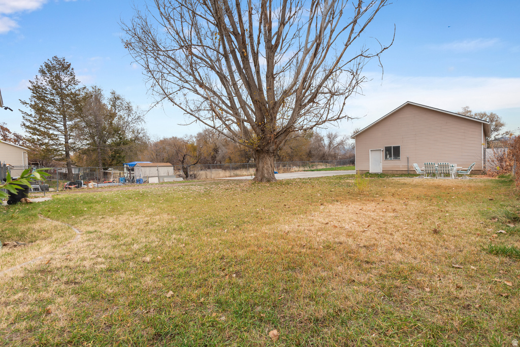 844 N 1000 W Clinton, UT 84015