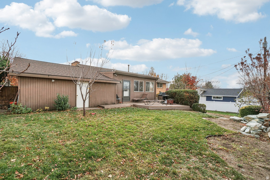 2805 E CHERRY BLOSSOM LN Holladay, UT 84117