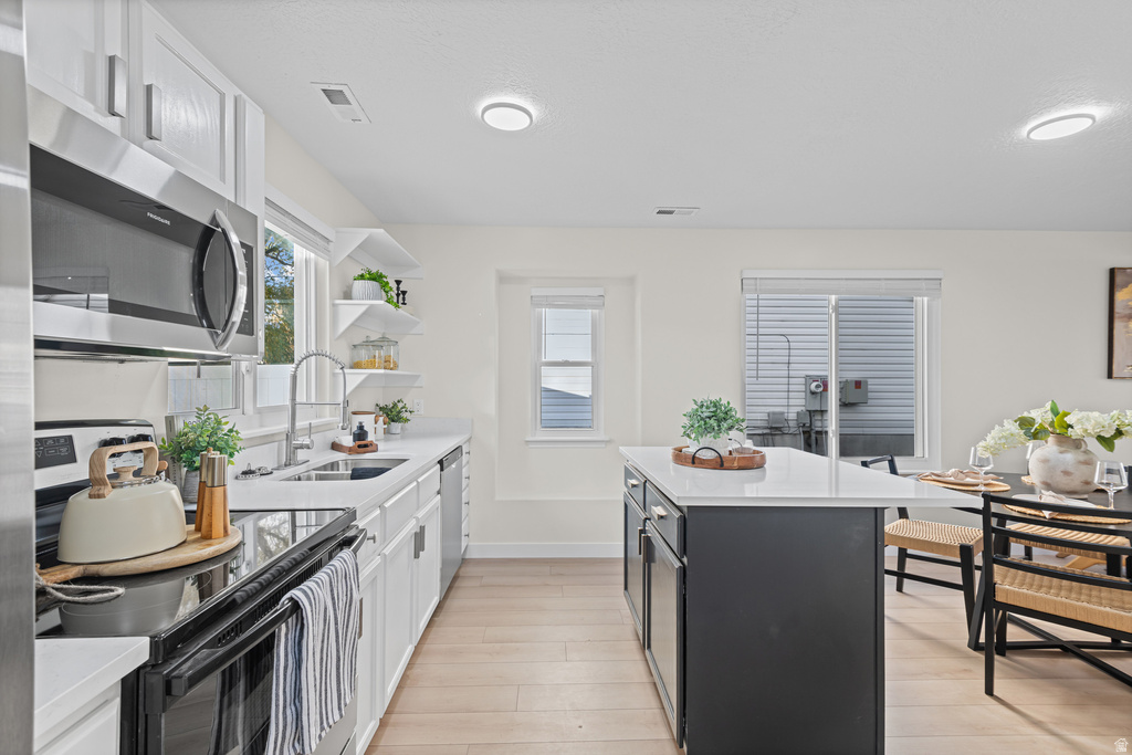 9332 S CHARTRES AVE Sandy, UT 84070