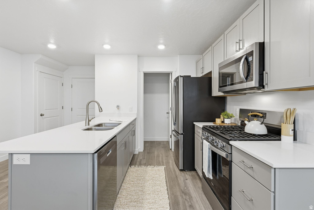 406 N REGATTA LN Saratoga Springs, UT 84045