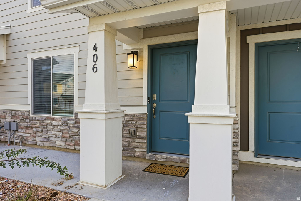 406 N REGATTA LN Saratoga Springs, UT 84045