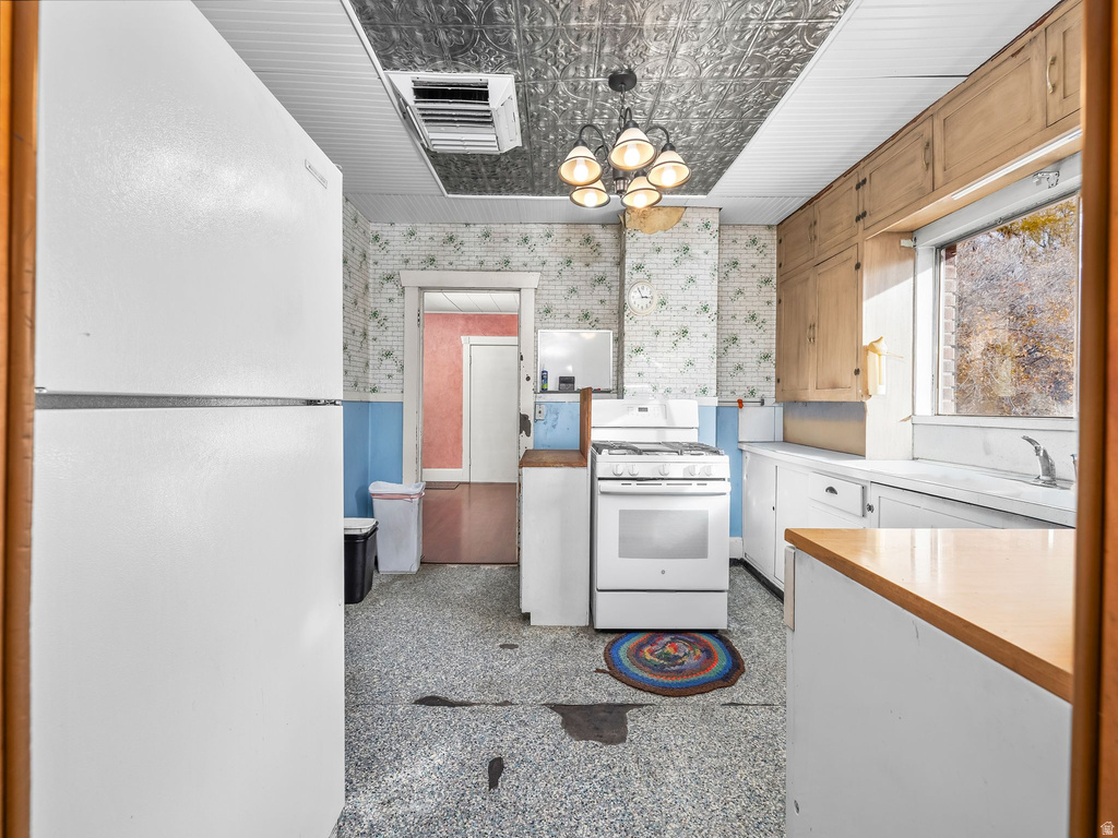 126 S 700 W Provo, UT 84601