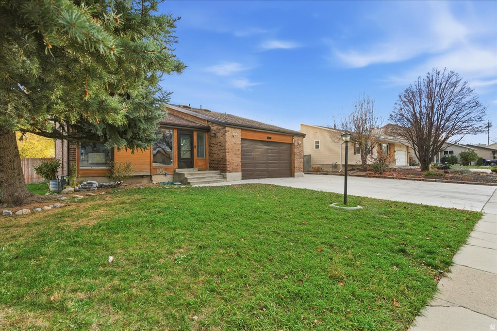 2573 JORDAN MEADOWS LN West Jordan, UT 84084