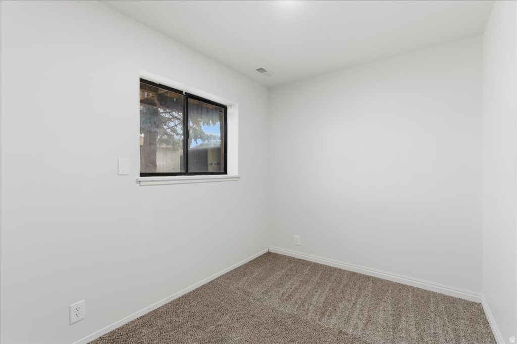 2573 JORDAN MEADOWS LN West Jordan, UT 84084