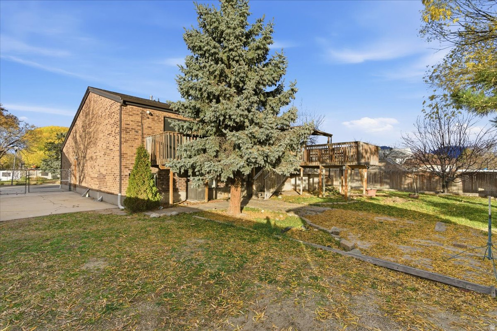 2573 JORDAN MEADOWS LN West Jordan, UT 84084