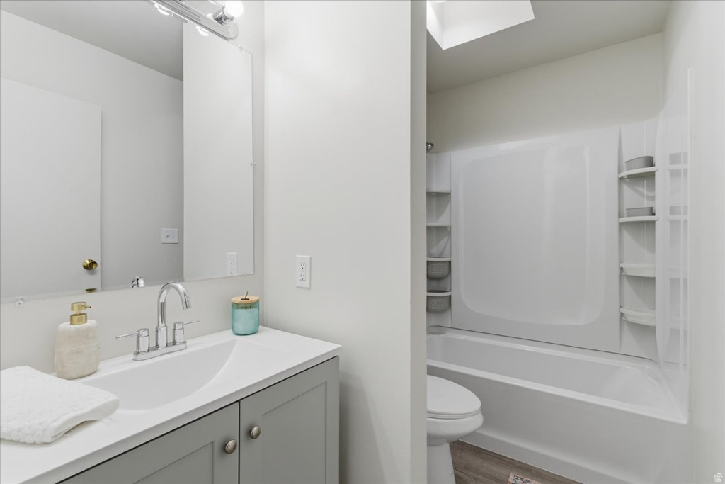 2573 JORDAN MEADOWS LN West Jordan, UT 84084