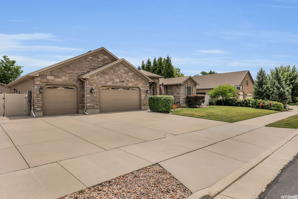 11159 S VIA ENCANTADA WAY South Jordan, UT 84095