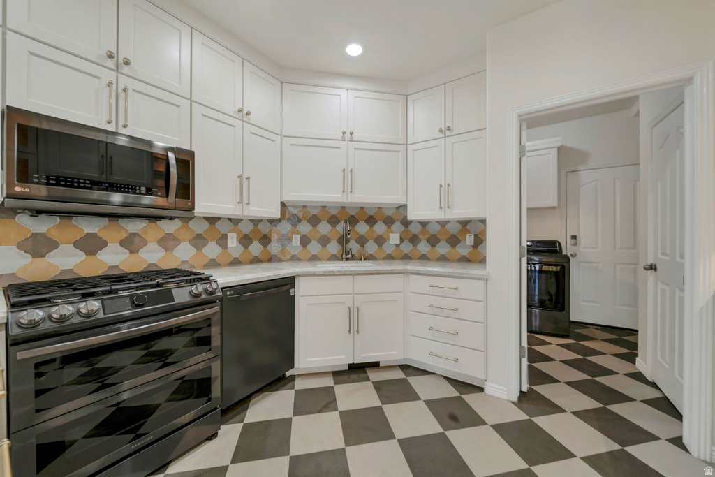 1360 E OLD MAPLE CT Murray, UT 84117