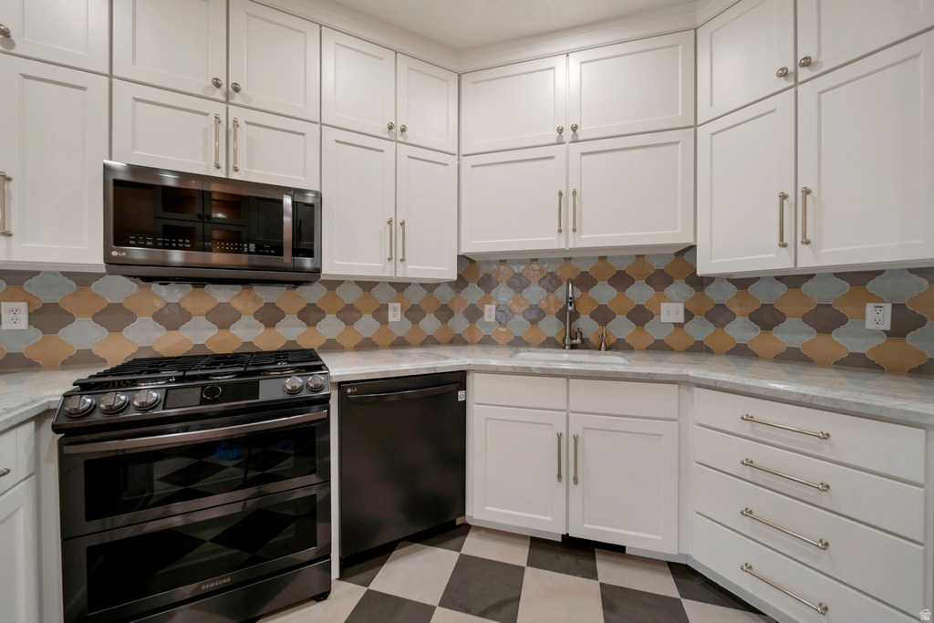 1360 E OLD MAPLE CT Murray, UT 84117