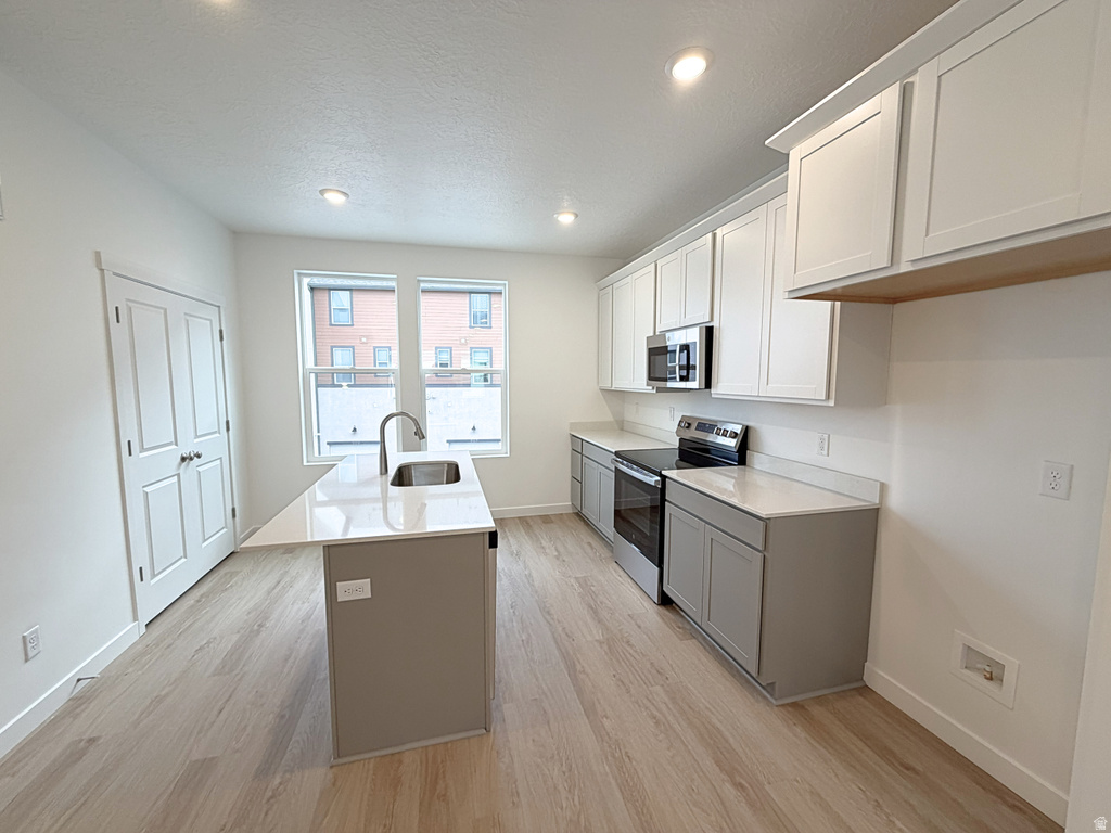 891 S MATHILDA DR #252 Saratoga Springs, UT 84045