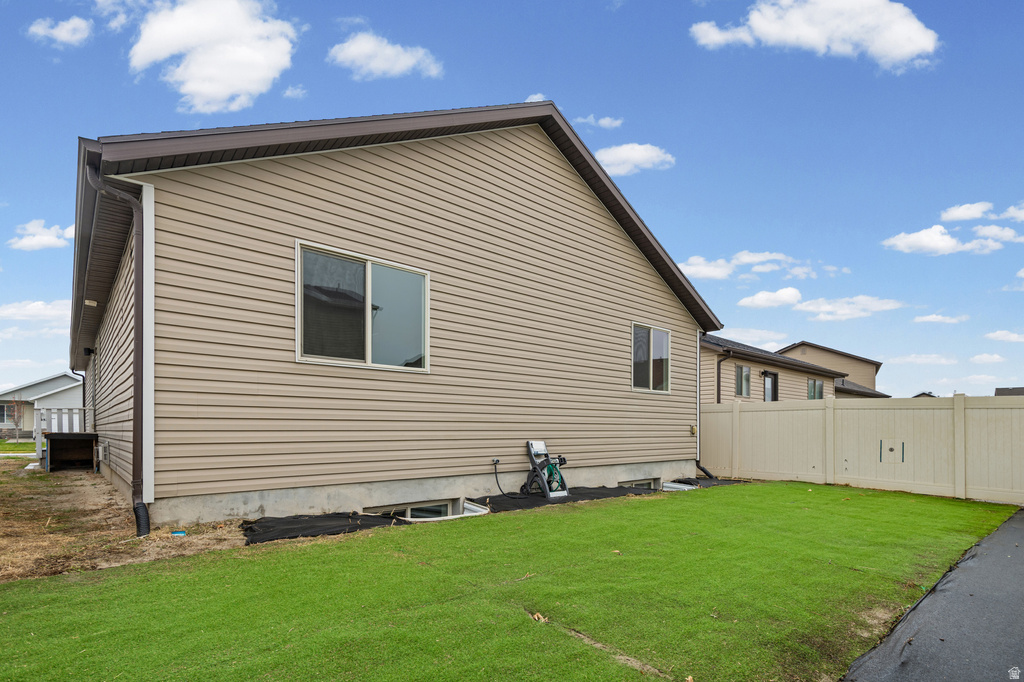 1653 E DOWNWATER ST Eagle Mountain, UT 84005