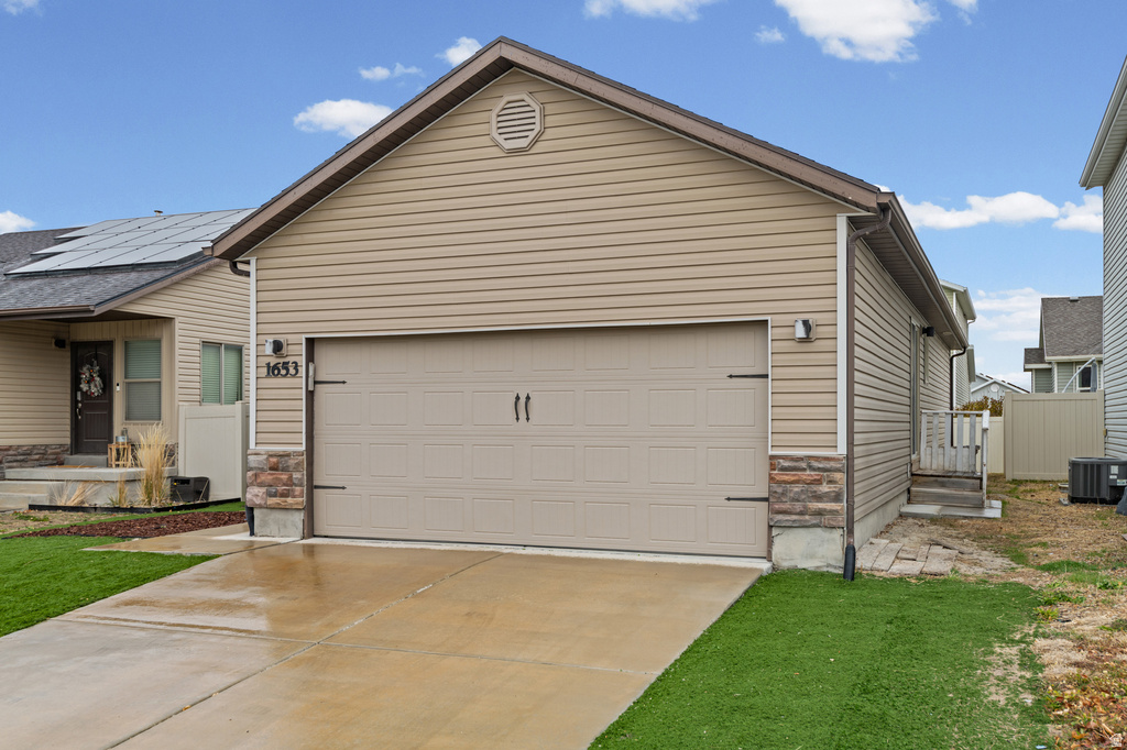 1653 E DOWNWATER ST Eagle Mountain, UT 84005