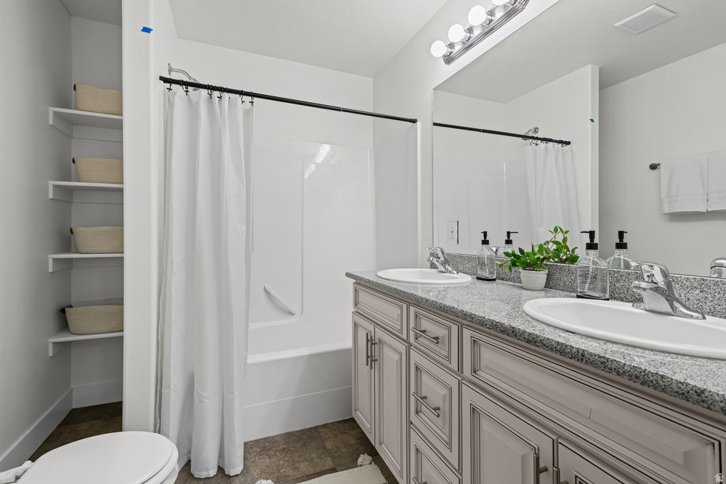 1653 E DOWNWATER ST Eagle Mountain, UT 84005