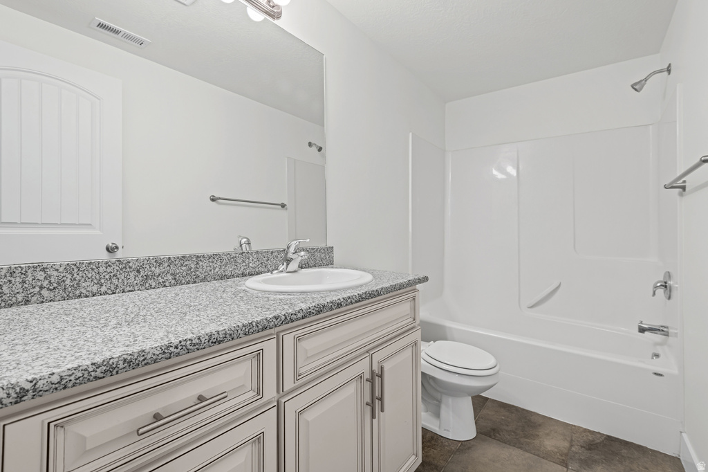 1653 E DOWNWATER ST Eagle Mountain, UT 84005