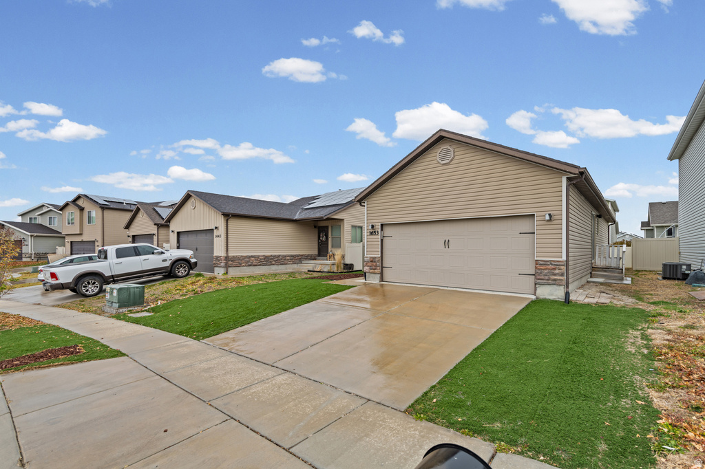 1653 E DOWNWATER ST Eagle Mountain, UT 84005