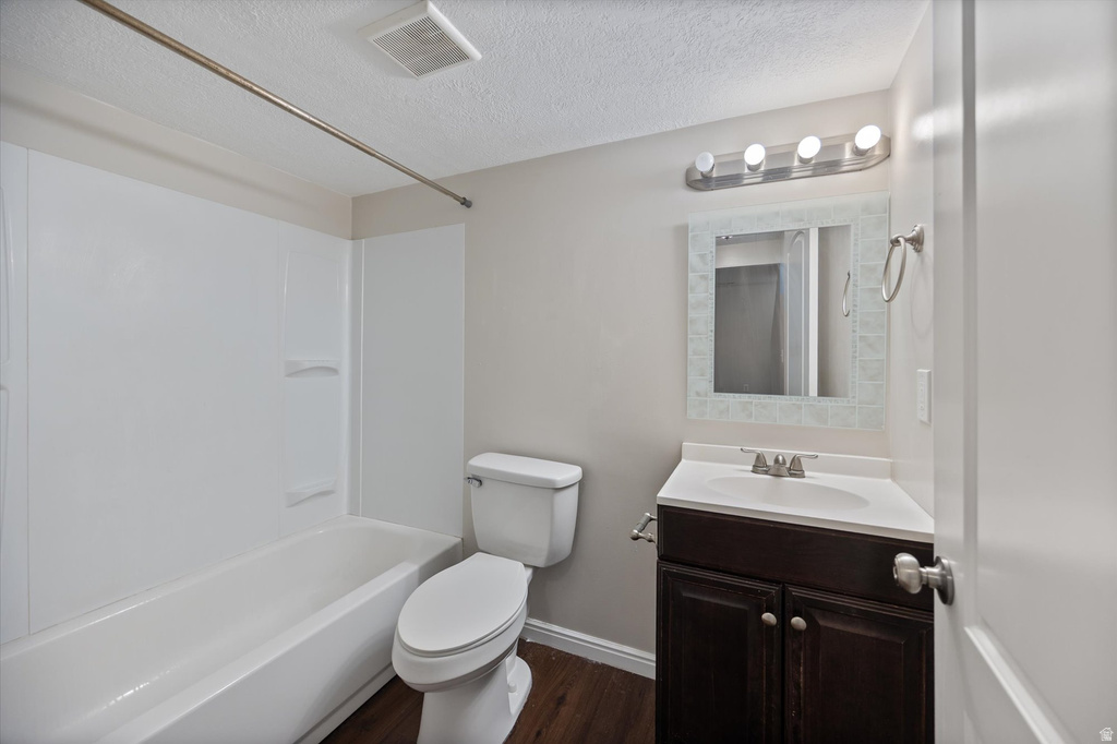 6777 S GREVILLEA LN West Jordan, UT 84081