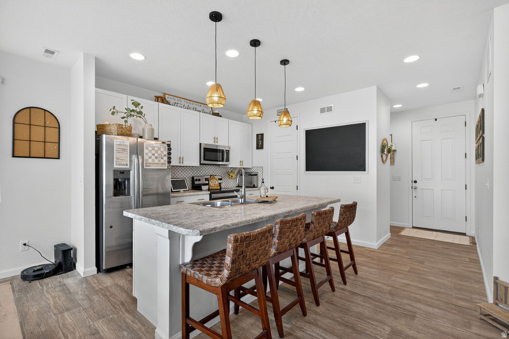 3223 S PEREGRINE TRL Saratoga Springs, UT 84045