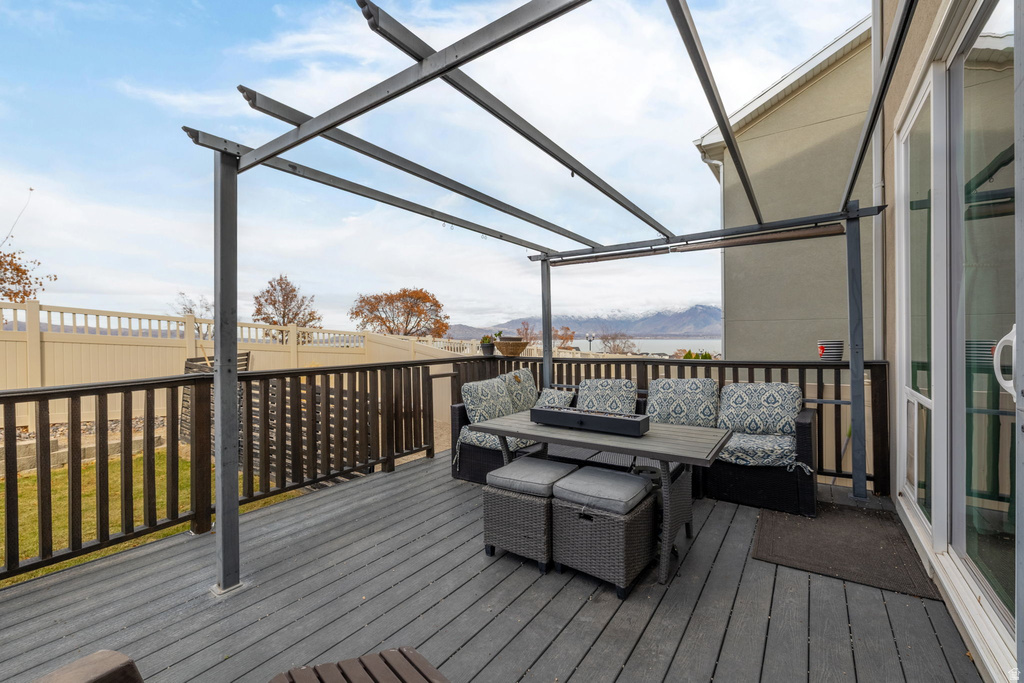 3223 S PEREGRINE TRL Saratoga Springs, UT 84045