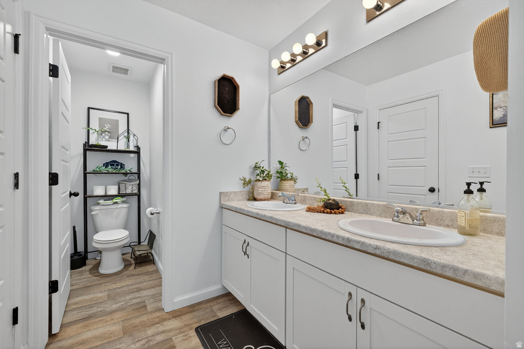 3223 S PEREGRINE TRL Saratoga Springs, UT 84045