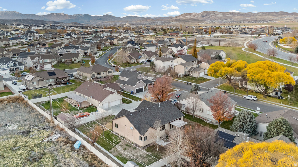 53 W LAKE VIEW TERRACE RD Saratoga Springs, UT 84045