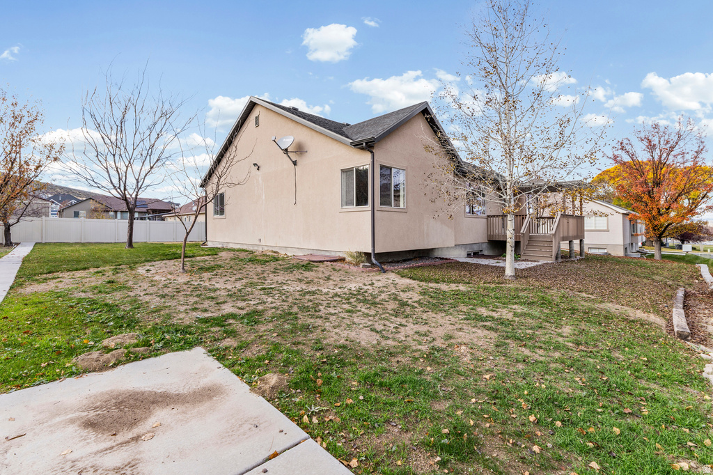 53 W LAKE VIEW TERRACE RD Saratoga Springs, UT 84045
