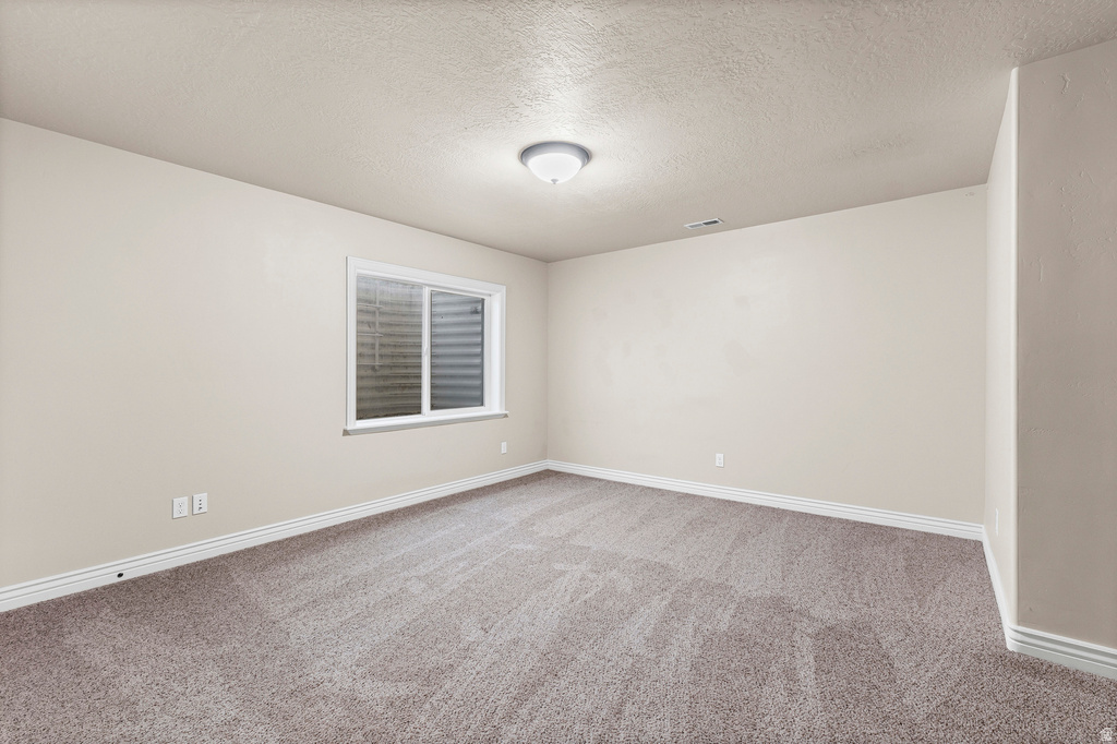 53 W LAKE VIEW TERRACE RD Saratoga Springs, UT 84045