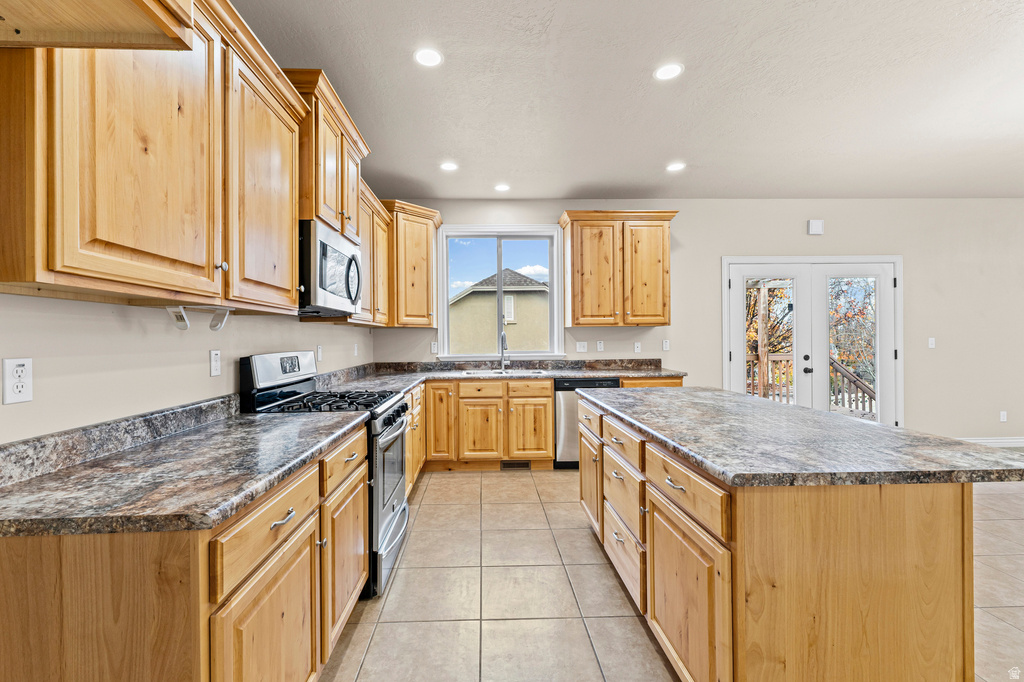 53 W LAKE VIEW TERRACE RD Saratoga Springs, UT 84045