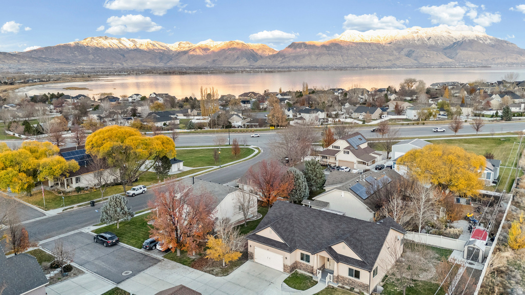 53 W LAKE VIEW TERRACE RD Saratoga Springs, UT 84045