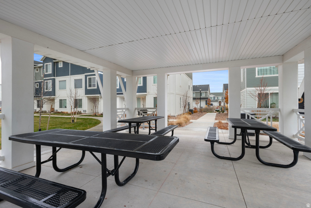 941 E CITADEL LN Saratoga Springs, UT 84045