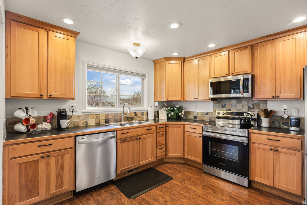 1826 E 1950 S Ogden, UT 84401