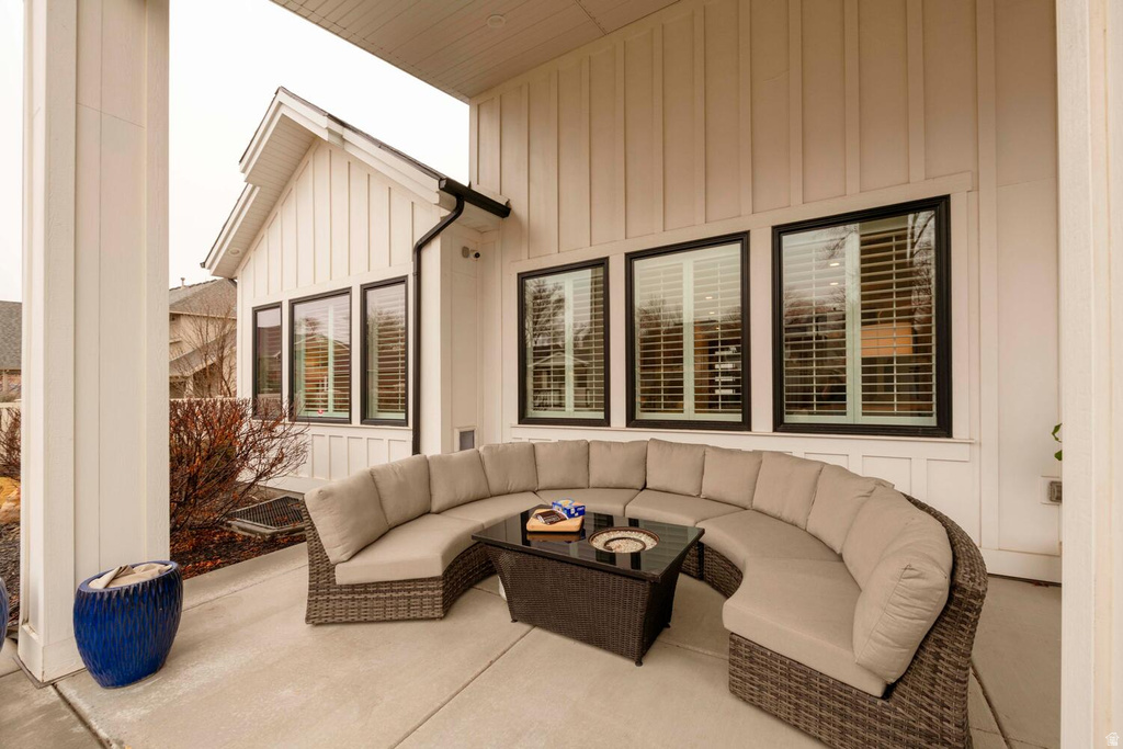 10946 S SADY LN Sandy, UT 84070