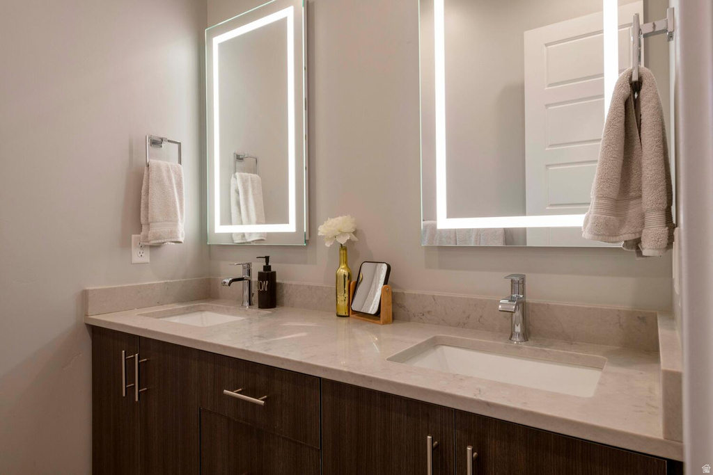 10946 S SADY LN Sandy, UT 84070