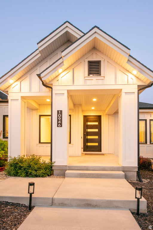 10946 S SADY LN Sandy, UT 84070